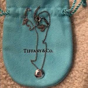 Tiffany’s 925 silver floating diamond necklace